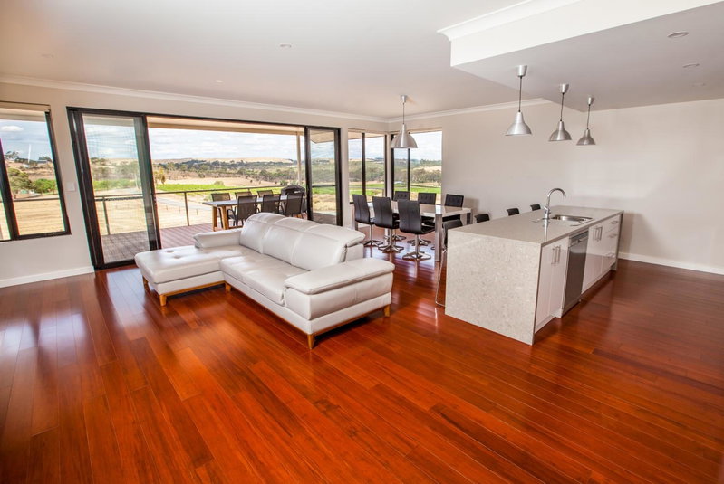 Neagles Retreat Villas, Clare, Australia