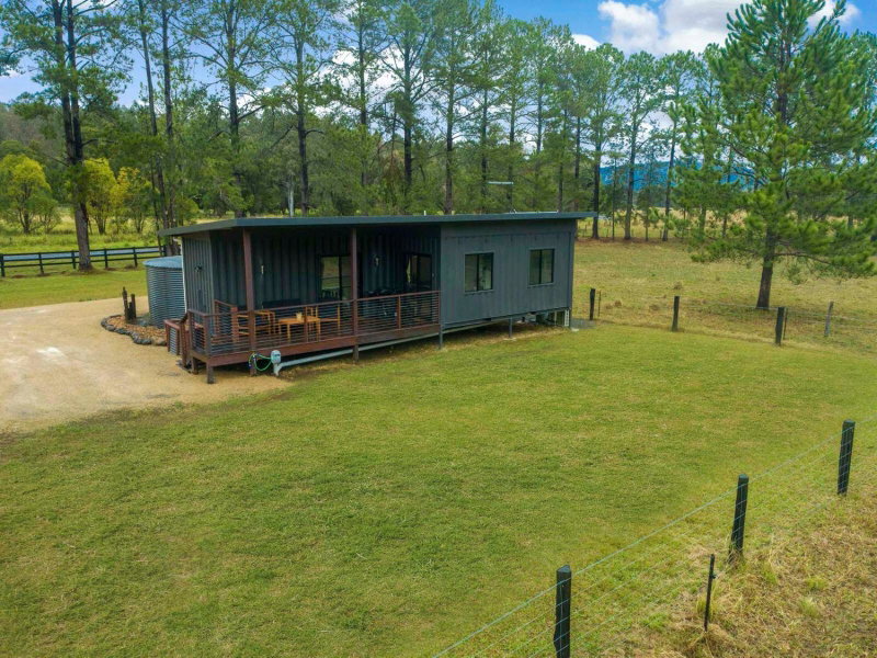 Contained in Nimbin Accommodation, Nimbin, Australia