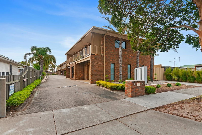 Allambi Holiday Apartments, Lakes Entrance, Australia