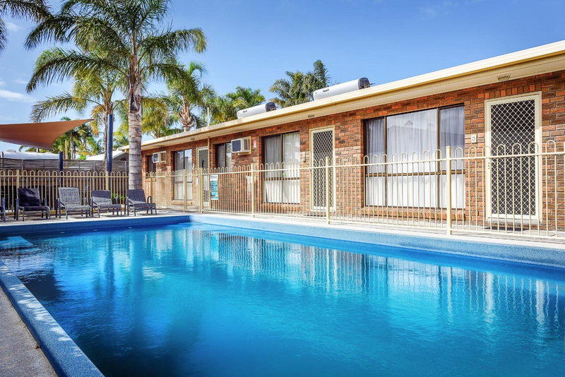 Allambi Holiday Apartments, Lakes Entrance, Australia