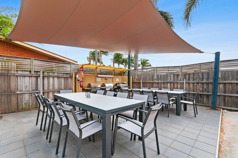 Allambi Holiday Apartments, Lakes Entrance, Australia