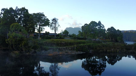 Tullah Lakeside Lodge, Tullah, Australia