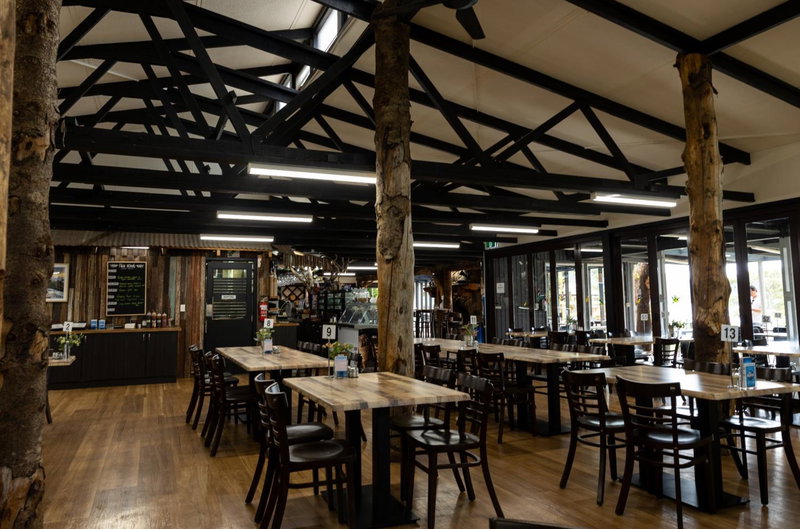Tullah Lakeside Lodge, Tullah, Australia
