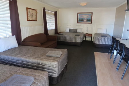 Charleville Waltzing Matilda Motor Inn, Charleville, Australia