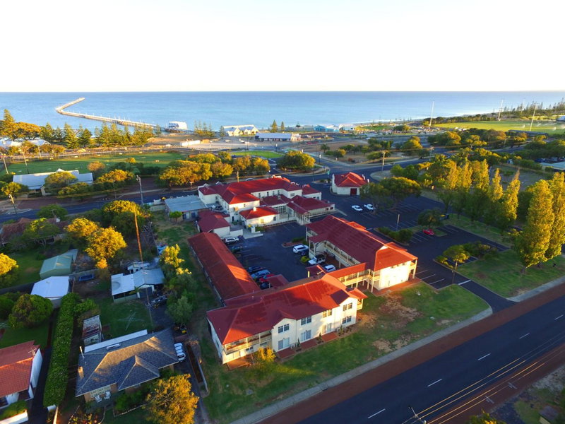 Esplanade Hotel Busselton, Busselton, Australia