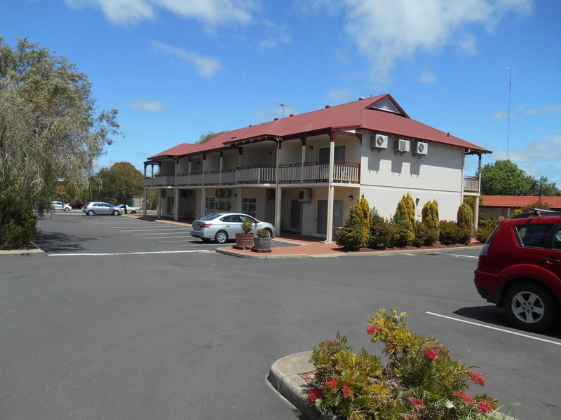 Esplanade Hotel Busselton, Busselton, Australia