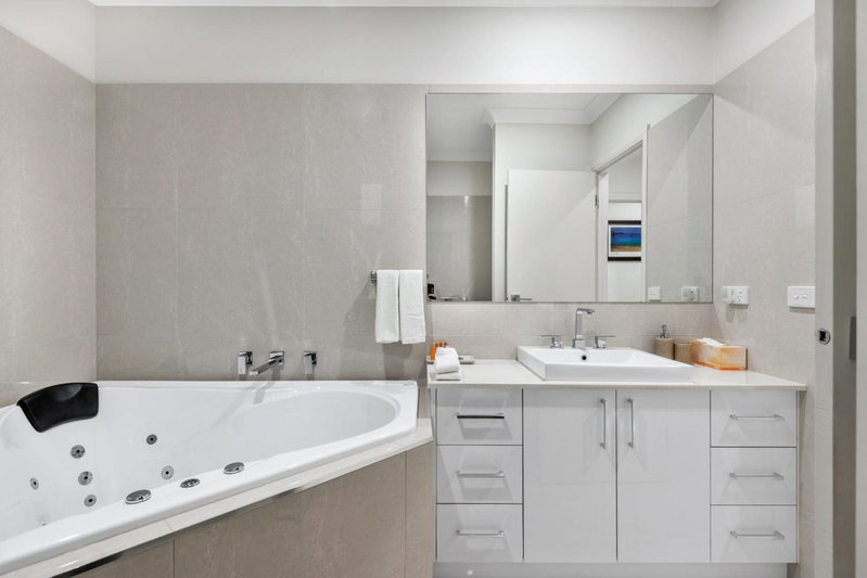 The Oxley Estate, Portarlington, Australia