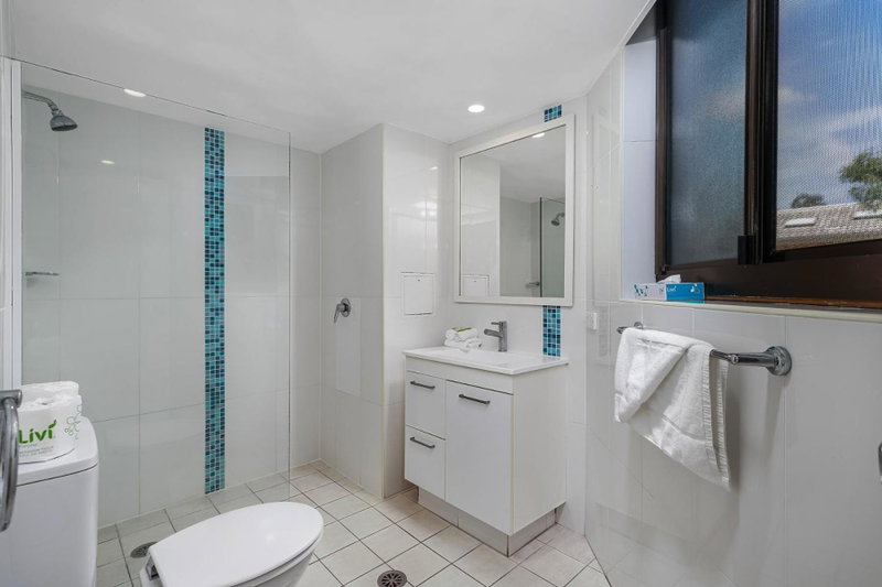 Bayview Beachfront Apartments, in town right on the beach, Byron Bay, Australia
