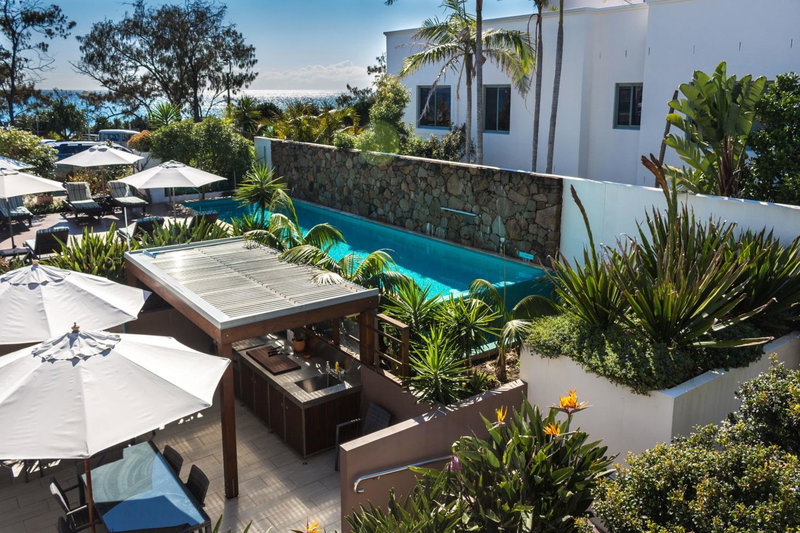Bayview Beachfront Apartments, in town right on the beach, Byron Bay, Australia