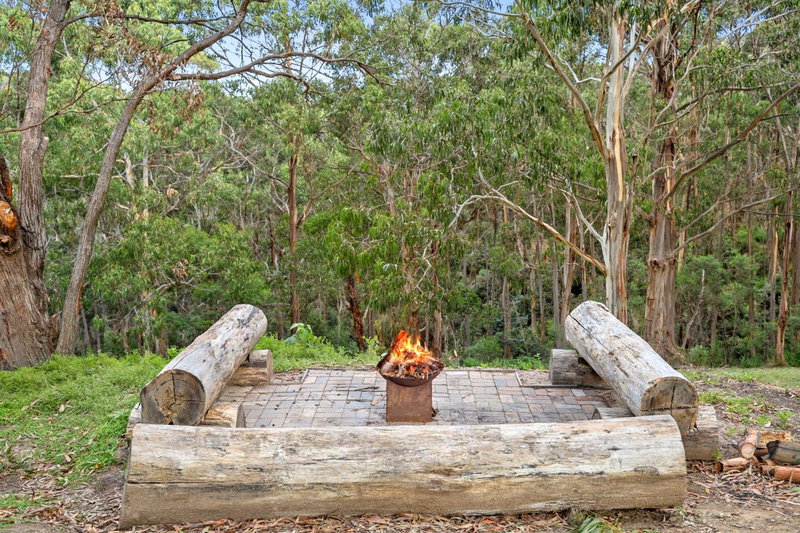 Lorne Bush House Cottages & Eco Retreats, Lorne, Australia