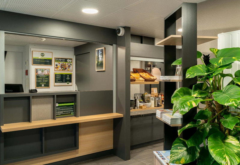 B&B HOTEL Vannes Est Golfe du Morbihan, Vannes, France