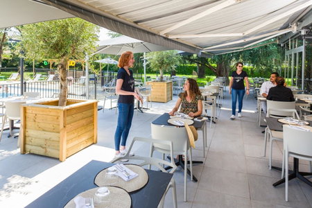 Novotel Pau Pyrénées, Lescar, France