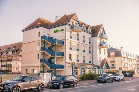 ibis Styles Deauville Villers Plage, Villers-sur-Mer, France