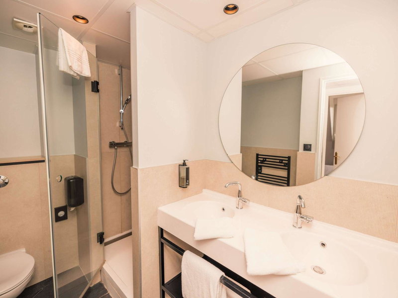ibis Styles Deauville Villers Plage, Villers-sur-Mer, France