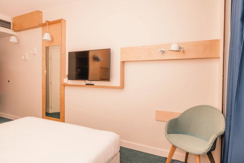 ibis Styles Deauville Villers Plage, Villers-sur-Mer, France