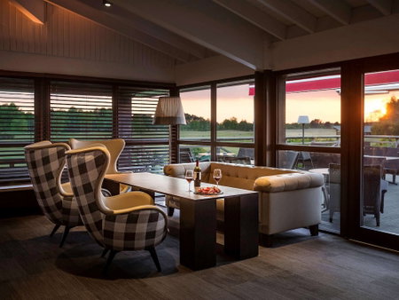 Cabot Hotel Bordeaux - MGallery Collection, Le Pian-Medoc, France