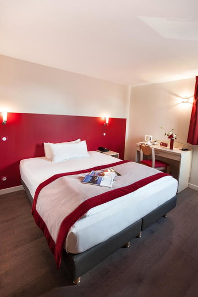 Hôtel l'Amandier, Nanterre, France
