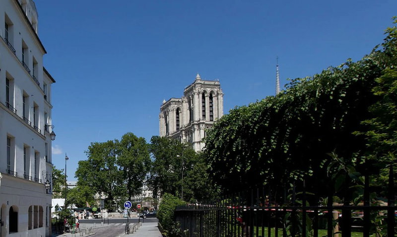 Hôtel Esmeralda, Paris, France