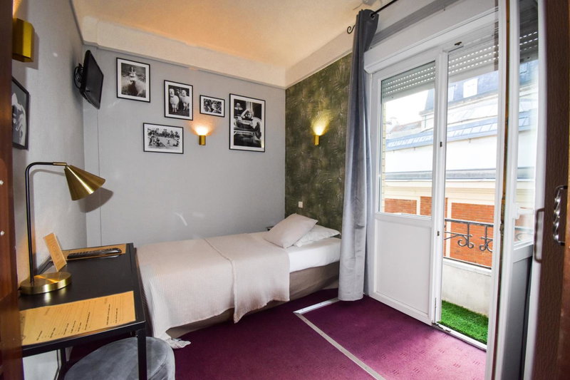 Hôtel Azur Reims Centre, Reims, Francia