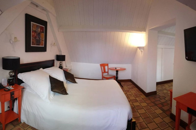 L'Orée des Chênes, The Originals Relais, La Ferte-Saint-Aubin, France