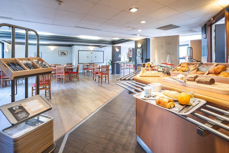 B&B HOTEL Rouen Centre Rive Gauche, Rouen, France