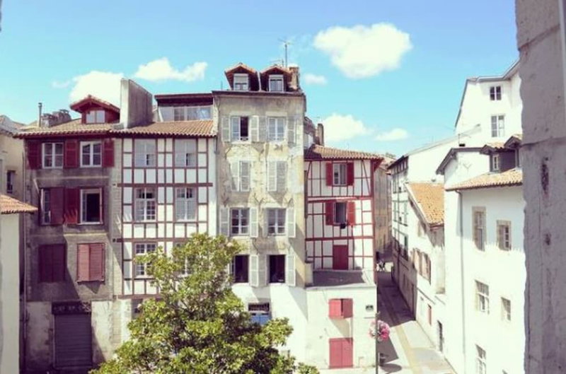Hôtel des Basses Pyrénées, Bayonne, Francia
