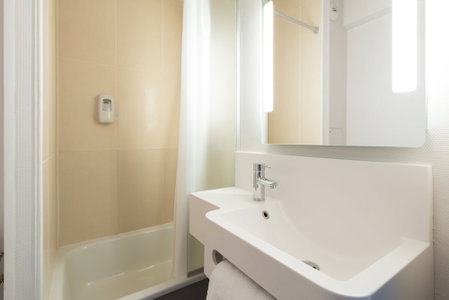 B&B HOTEL Blois Sud Vineuil, Vineuil, France