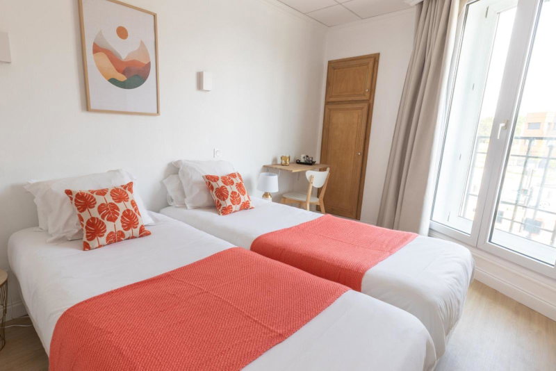 Hôtel Porte Mars - Reims Gare Centre Arena, Reims, Frankreich
