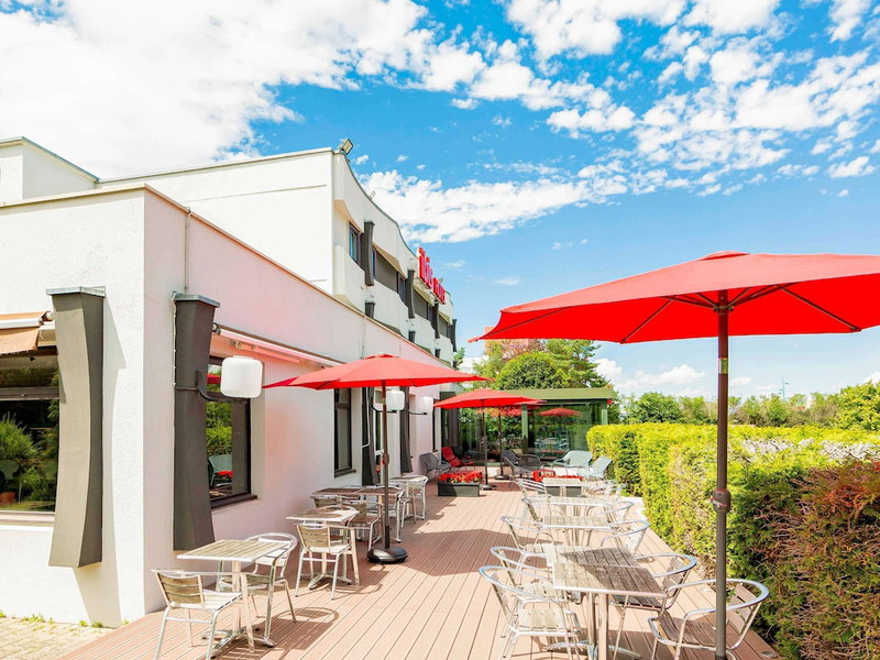 ibis Mulhouse Ile Napoléon, Sausheim, Francia