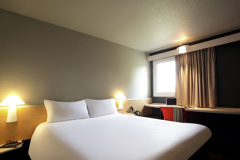ibis Mulhouse Ile Napoléon, Sausheim, Francia