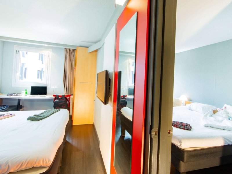 ibis Mulhouse Ile Napoléon, Sausheim, Francia