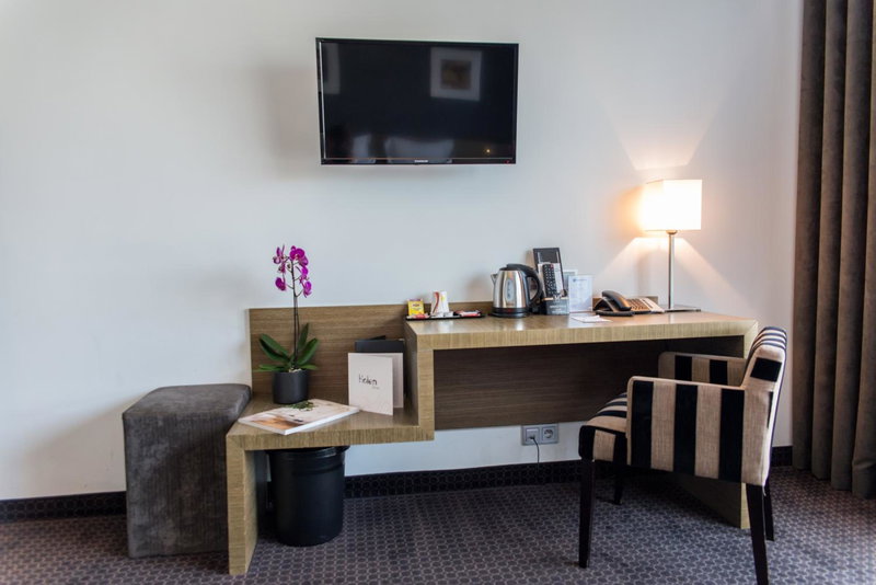 Best Western Hôtel De La Cité & Spa, Guérande, France