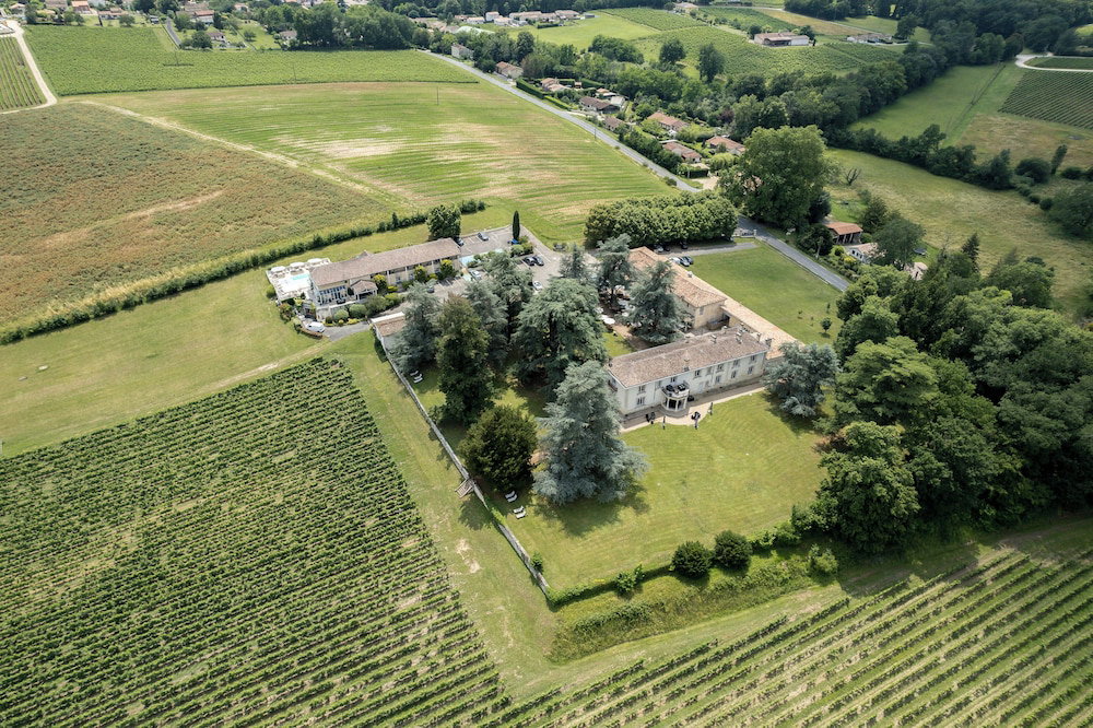 Hotel · Pey La Tour - Logis Hôtels & restaurant, Salleboeuf
