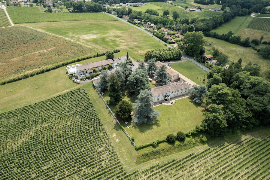 Pey La Tour - Logis Hôtels & restaurant, Salleboeuf, France