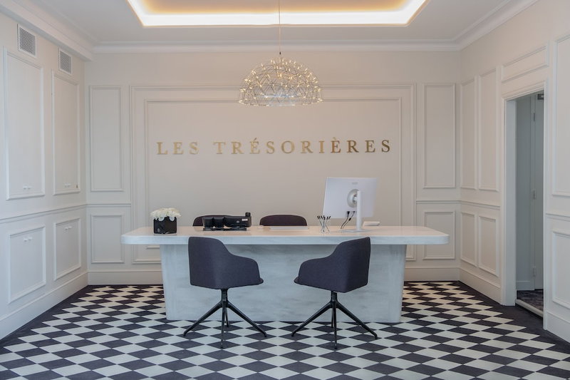 Les Trésorières, Tours, Francia