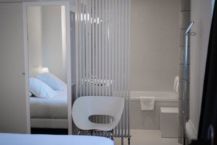 SOZO Hotel, Nantes, Francia