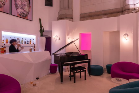 SOZO Hotel, Nantes, Francia