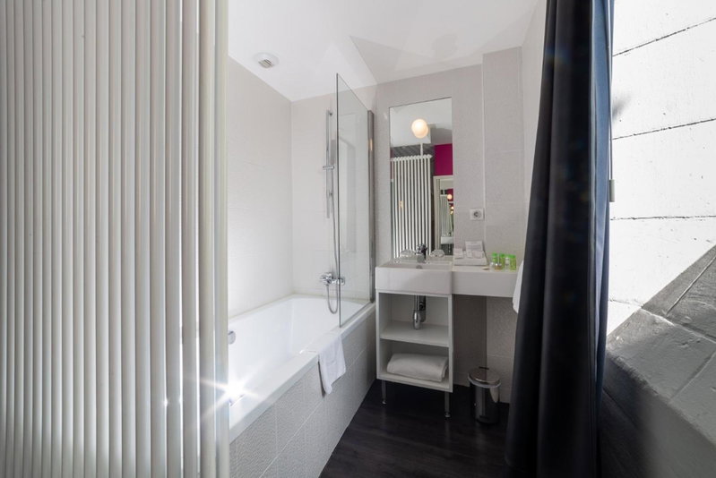 SOZO Hotel, Nantes, Francia