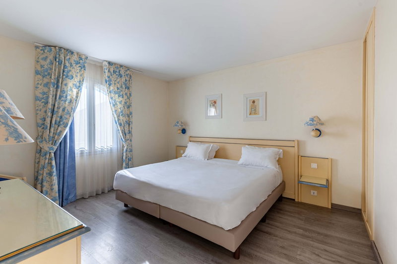 ResidHotel Golf Grand Avignon, Vedene, France