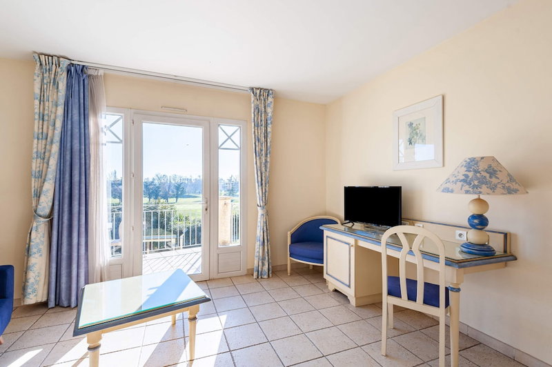 ResidHotel Golf Grand Avignon, Vedene, France
