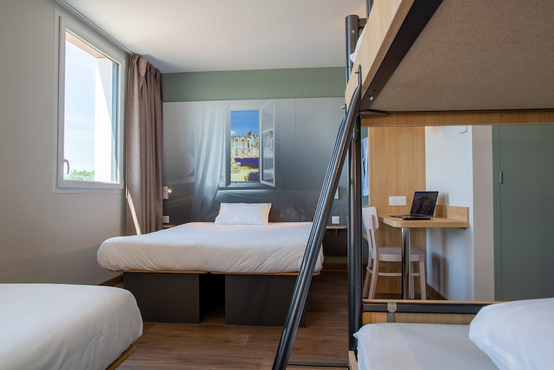 B&b Hotel les Herbiers, Les Herbiers, France