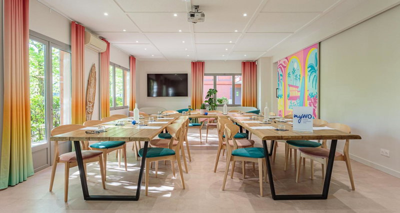 Sure Hotel by Best Western Biarritz Aeroport, Biarritz, France