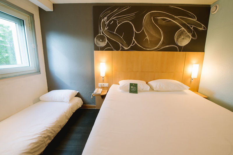 ibis Avignon Centre Gare, Avignon, Francia