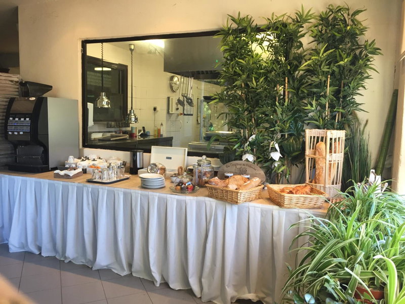 Hotel Le Galambre, Nîmes, France