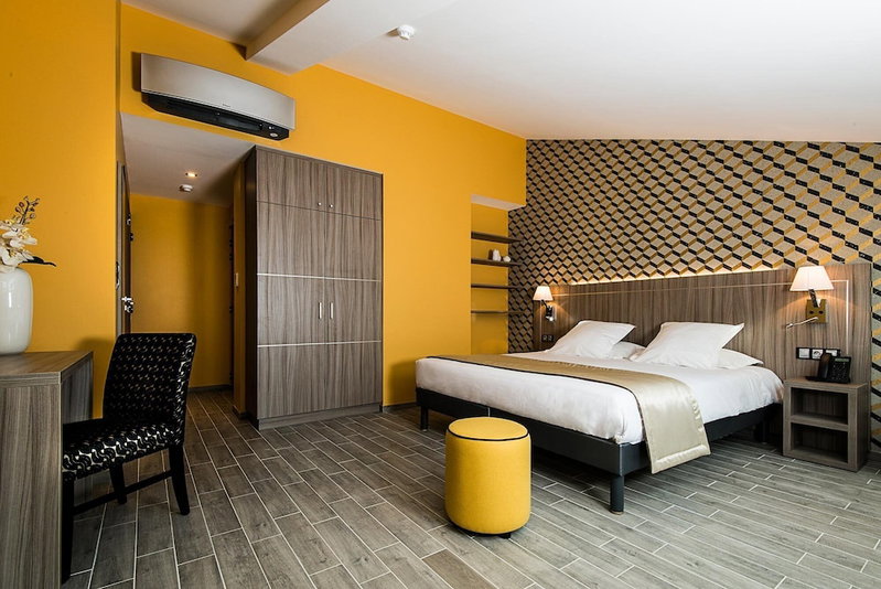 Unique Hotel & Residence, Saint-Raphael, France