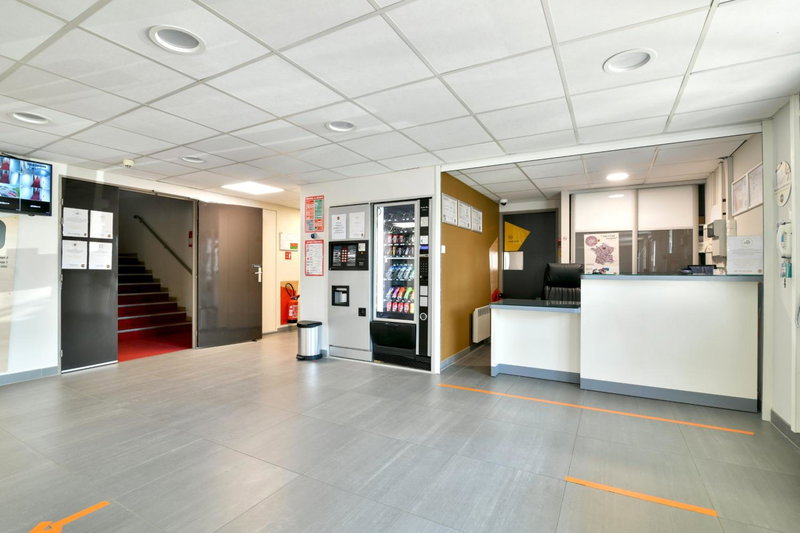B&B HOTEL Bollène, Bollène, France