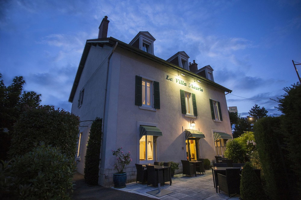 Hotel · Hôtel La Villa Fleurie, Beaune