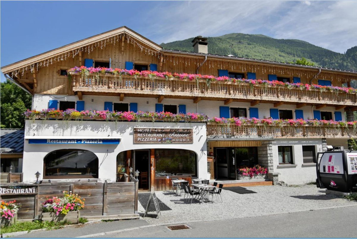 Отель · Le Saint Antoine, Les Houches