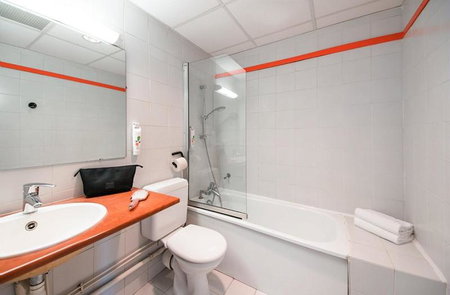Ibis Styles Chambery Centre Gare, Chambéry, France