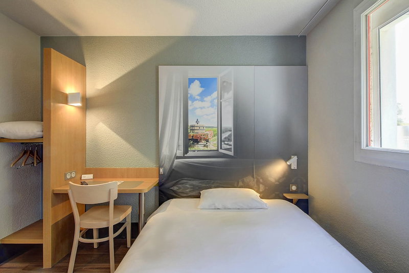 B&B HOTEL Beaune Nord, Savigny-les-Beaune, France